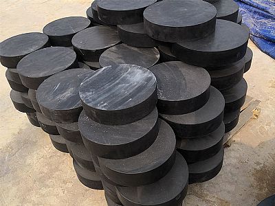 红寺堡板式橡胶支座由若干层橡胶片与薄钢板经加压硫化